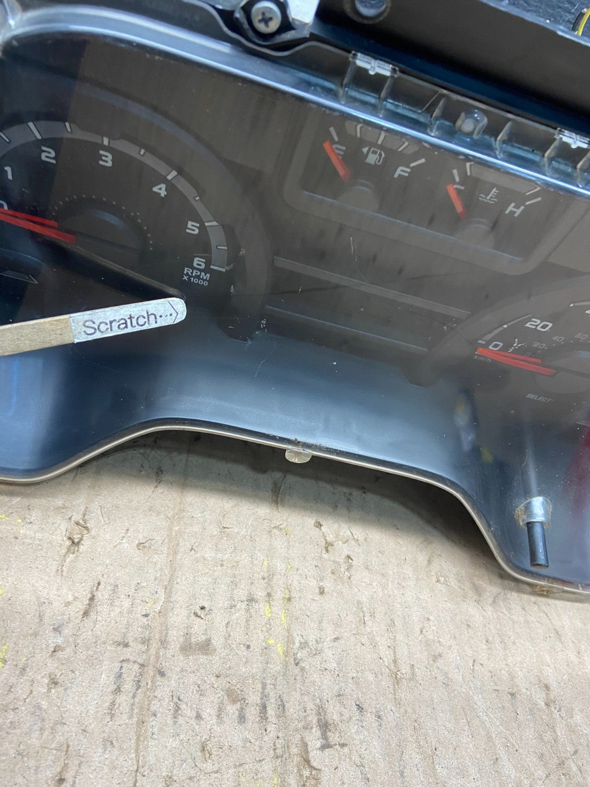 2011 to 2013 Ford E150 E250 E350 VAN Gauge Speedometer Cluster P7684 DG1