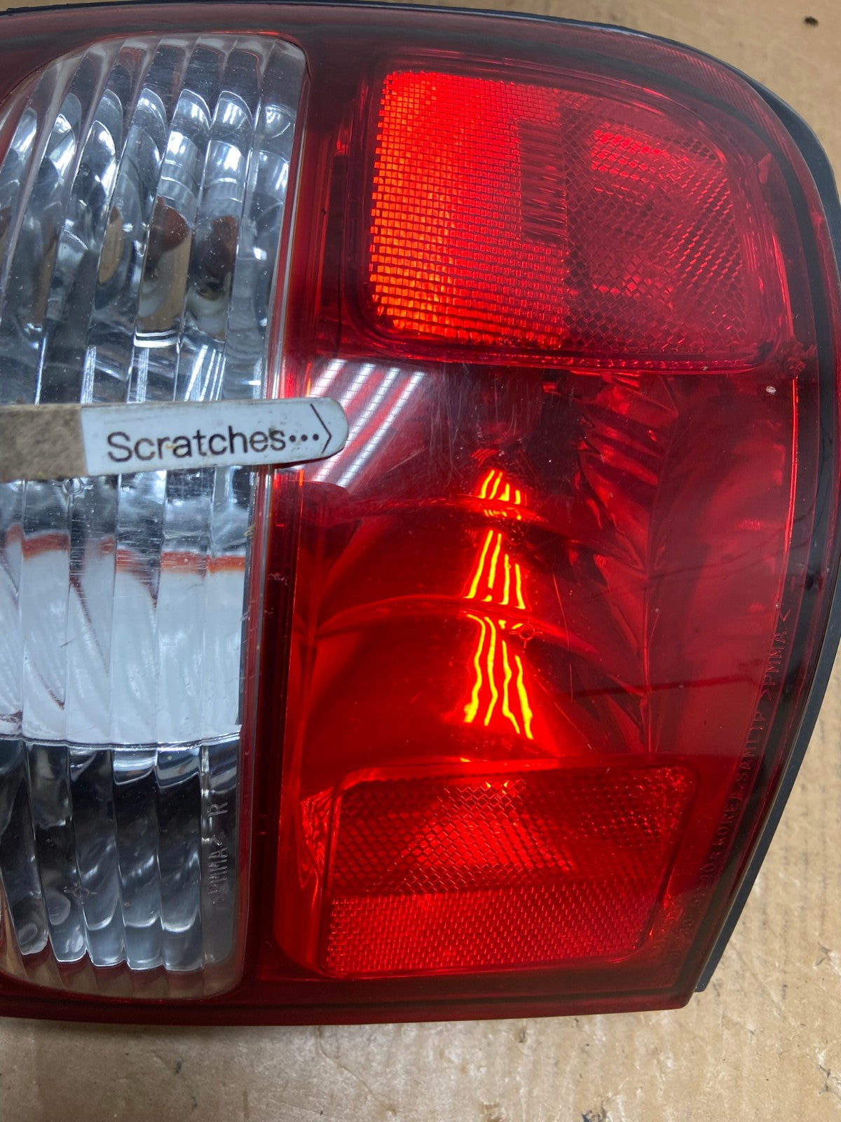 1998 to 2002 Kia Sportage Right Passenger RH Side Tail Light AE1396 LK3