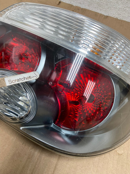2005 to 2006 Mitsubishi Outlander Right Passenger Side Tail Light AE9115 LK3