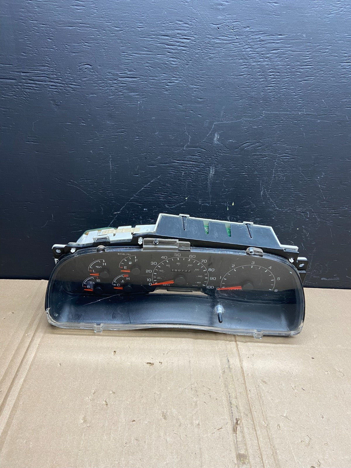 1999 - 2001 Ford F150 F-150 Speedometer Cluster Gauge Oem AB8923 DG0