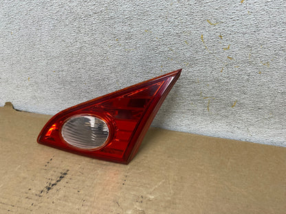 2009 2010 Nissan Murano Right Passenger RH Side Inner Tail Light AH8030 LK2