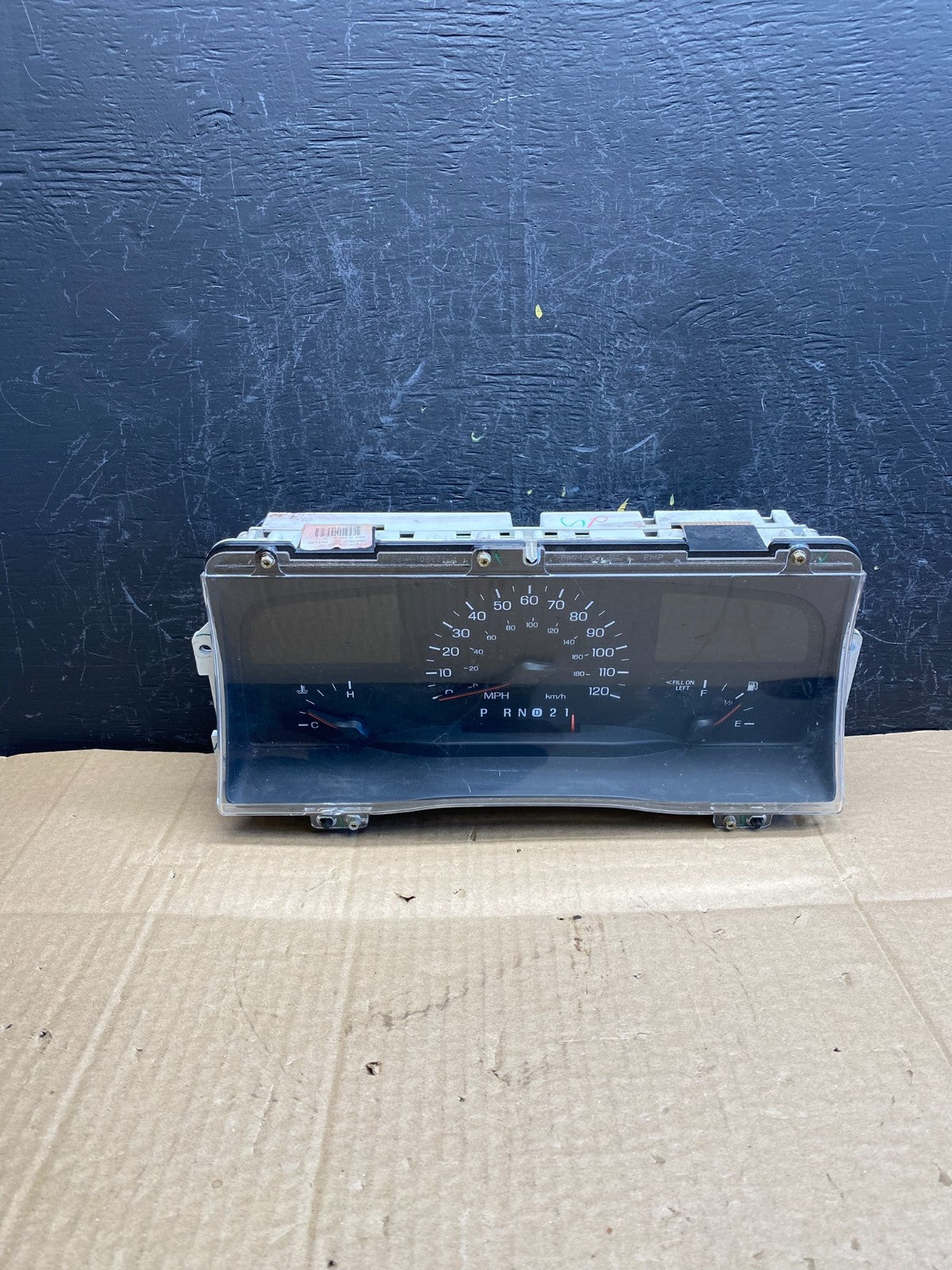1998 to 2002 Lincoln Town Car Speedometer Gauge Cluster ac9393 DG0