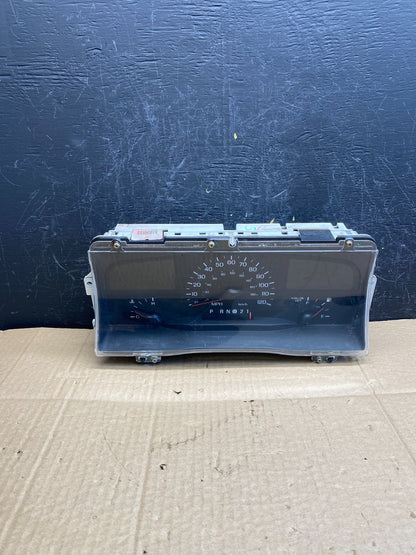 1998 to 2002 Lincoln Town Car Speedometer Gauge Cluster ac9393 DG0