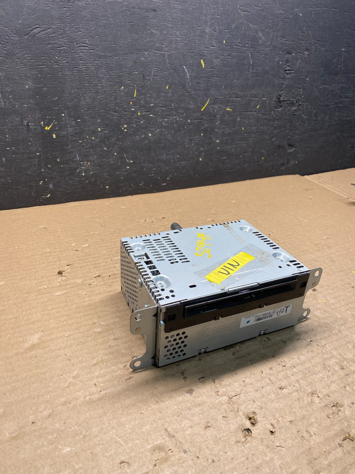 2014 2015 Ford Explorer Audio Equipment Radio Receiver AM FM CD S2947 DG1