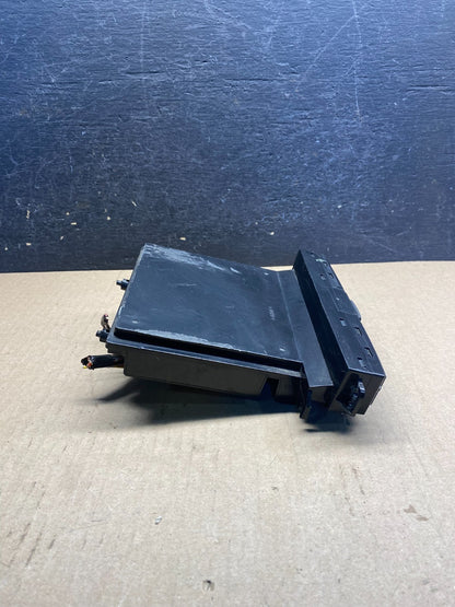 2004 to 2006 Suzuki Grand Vitara Warning Flashing Hazard Switch Button AH18002
