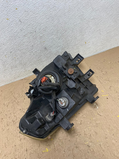 2005 to 2007 Nissan Pathfinder Halogen Headlight Right Passenger Oem D1092 DG18