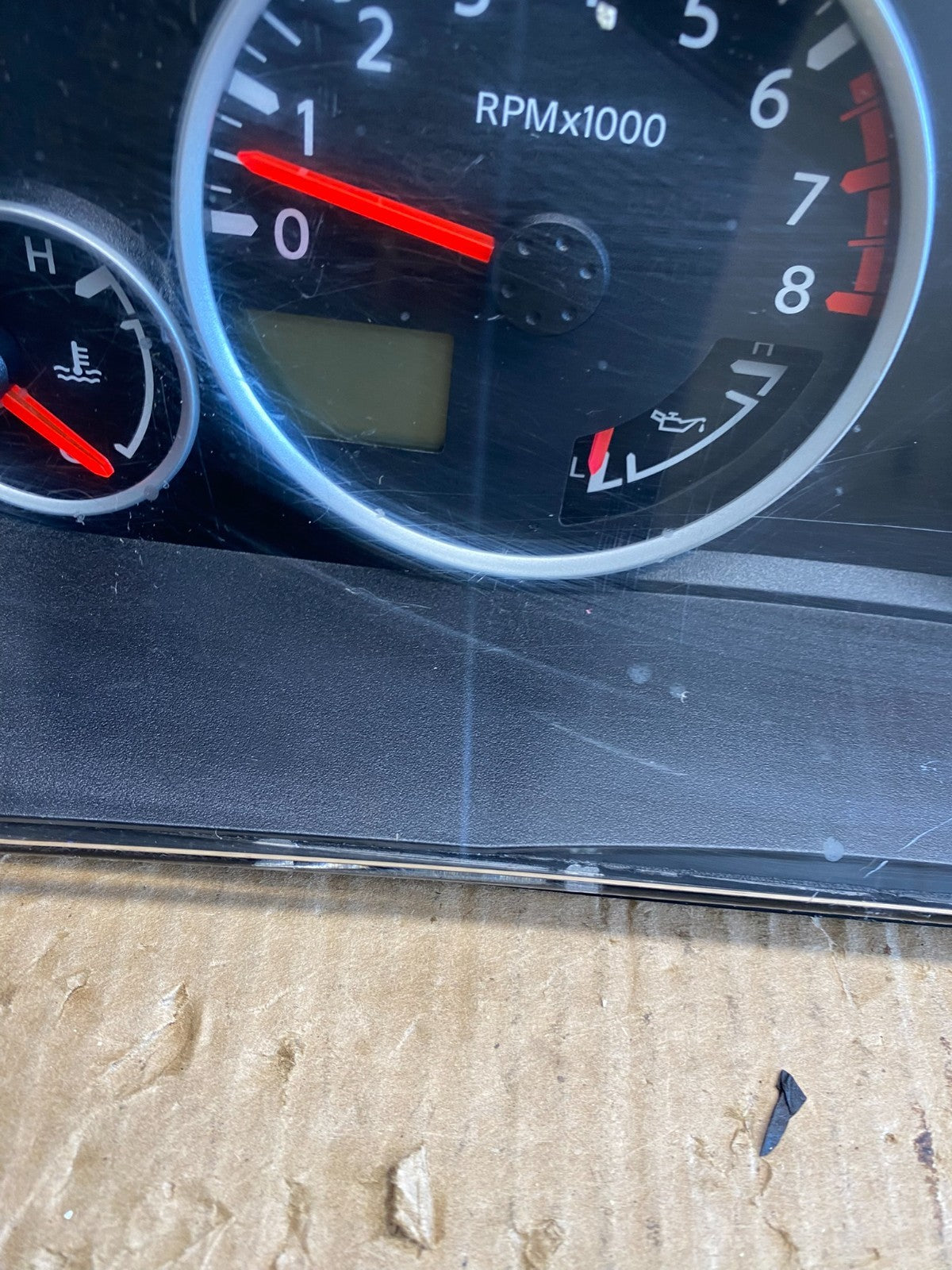 2010 to 2012 Nissan Pathfinder Speedometer Cluster Gauge OEM Z9810 DG1