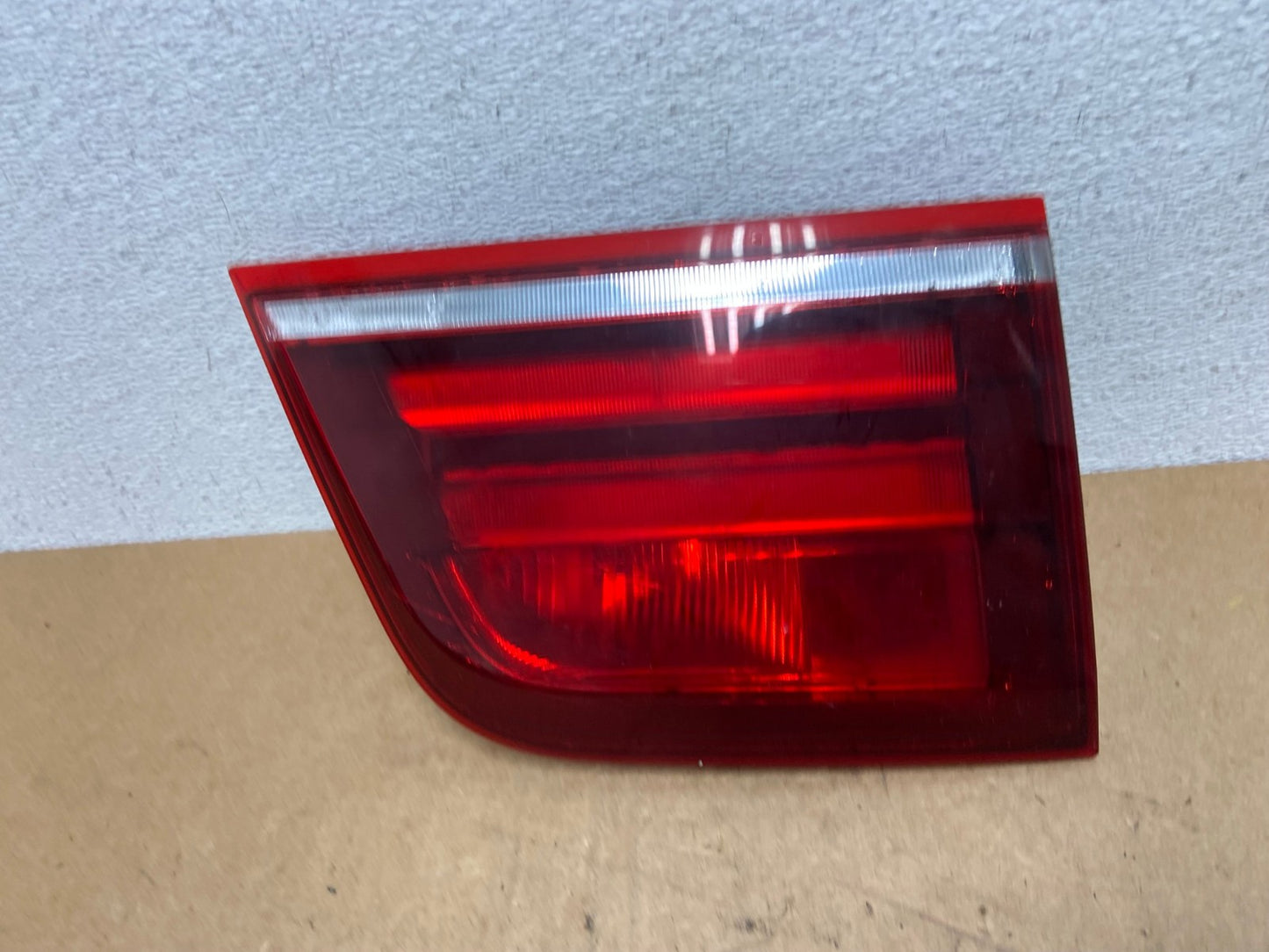 2011 2012 2013 Bmw X5 E70 Right Passenger RH Side Inner Tail Light Oem AC3262 LK0