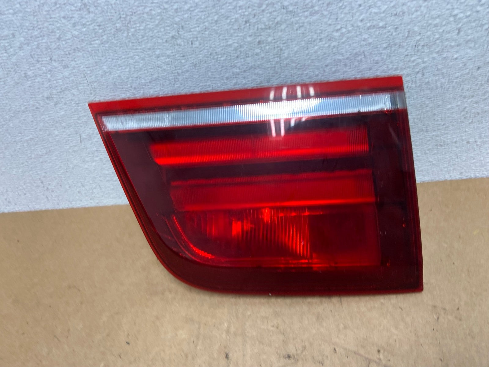 2011 2012 2013 Bmw X5 E70 Right Passenger RH Side Inner Tail Light Oem AC3262 LK0