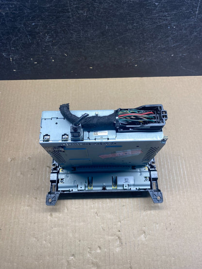 2015 to 2016 Chrysler 200 Radio Receiver Display Screen Player AG3811 DG5