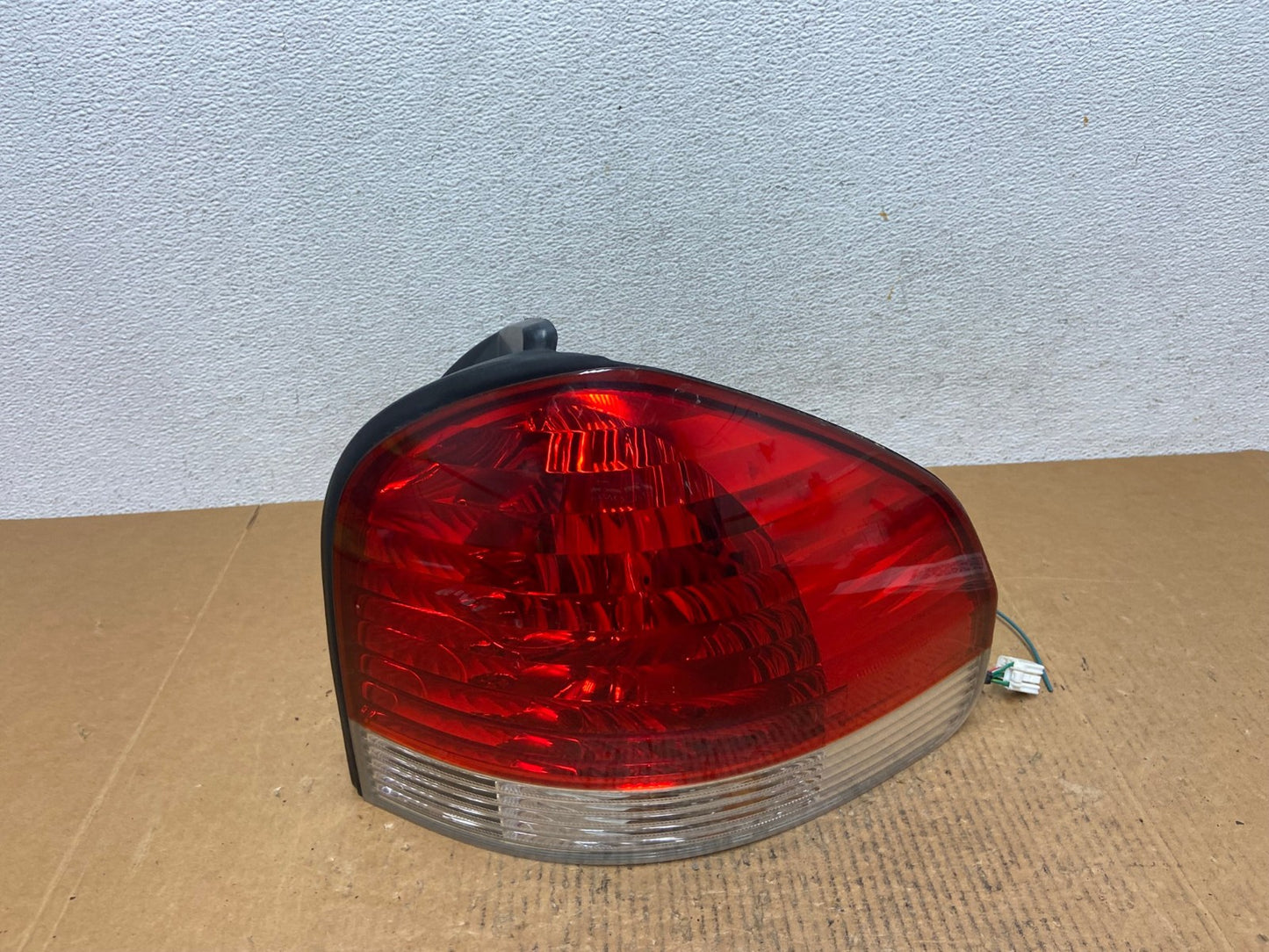 2005 to 2006 Hyundai Santa Fe Right Passenger Rh Side Tail Light AE1326 LK0