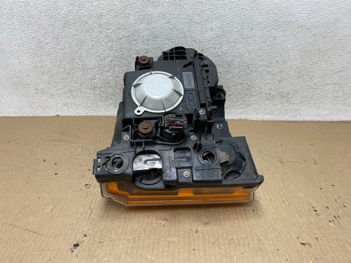2005 - 2009 Land Rover Lr3 Left Driver LH Side Halogen Headlight AH5823 DW6
