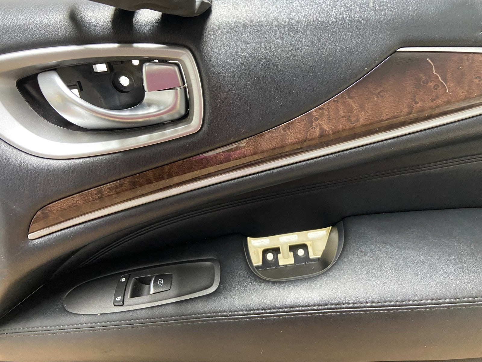 2013 2015 Infiniti JX35 QX60 Front Right Passenger Door Trim Panel AG4510 DG4