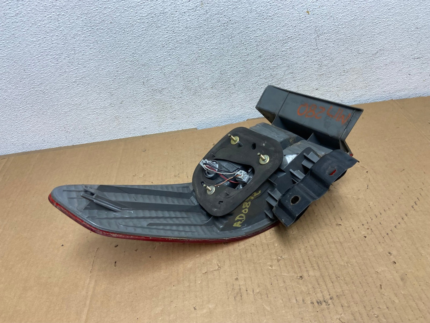 2003 to 2004 Honda Accord Sedan Right Passenger Rh Side Tail light AD0892 LK5