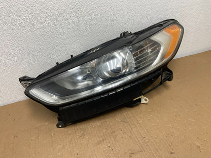 2013 to 2016 Ford Fusion Left Driver Lh Side Headlight Oem AB6516 DW2