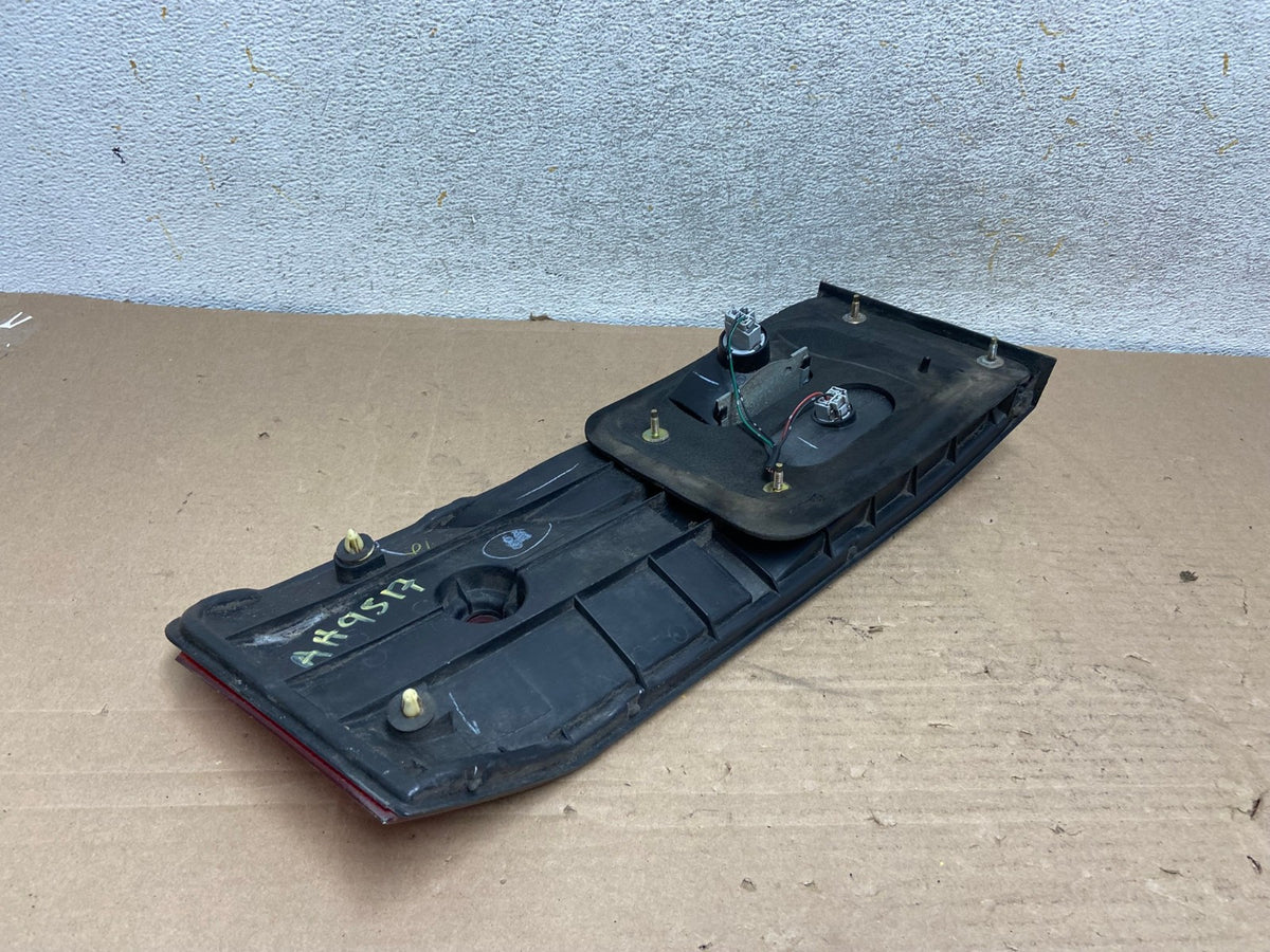 2002-2004 Honda Odyssey Right Passenger RH Side Tail Light Inner AH9517 LK6