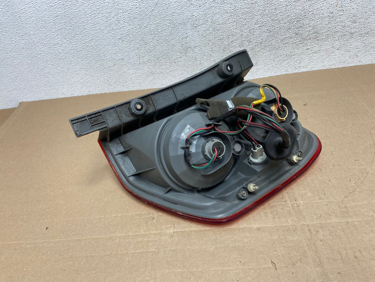 2003 2004 2005 Honda Pilot Left Driver LH Side Tail Light AE4976 LK4