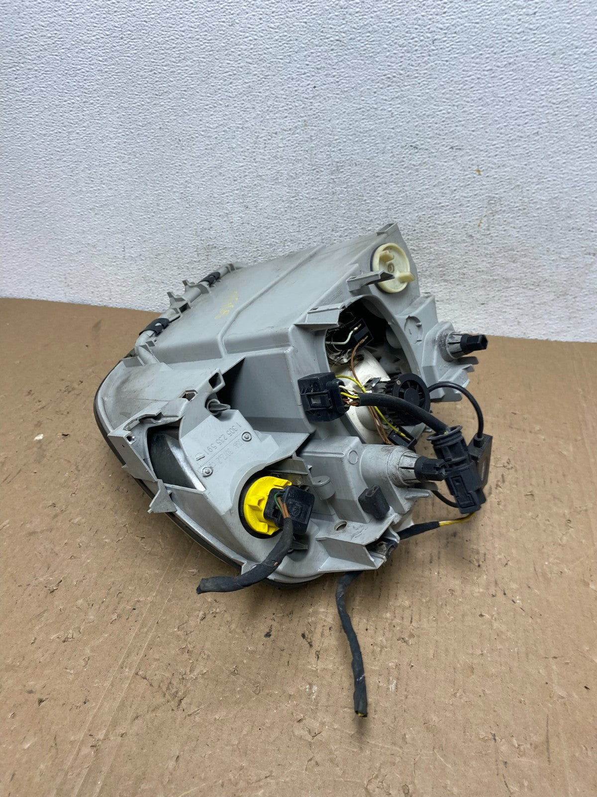 1997-2004 Mercedes R170 SLK230 SLK320 Right Passenger Headlight Halogen AD87685