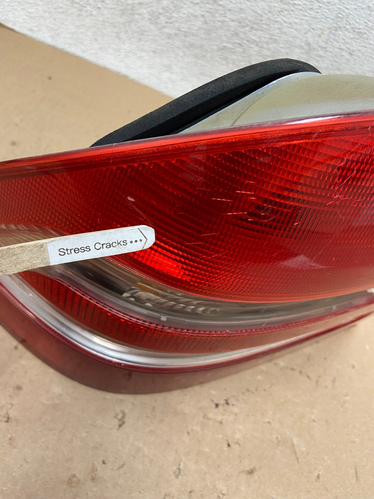 2001-2004 Mercedes-Benz C 230 C240 W203 C-Class Left Driver Tail Light AG4121 LK4