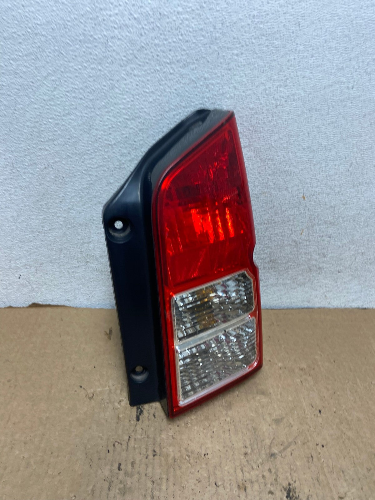 2005 to 2012 Nissan Pathfinder Right Passenger RH Side Tail Light AG2476 LK2