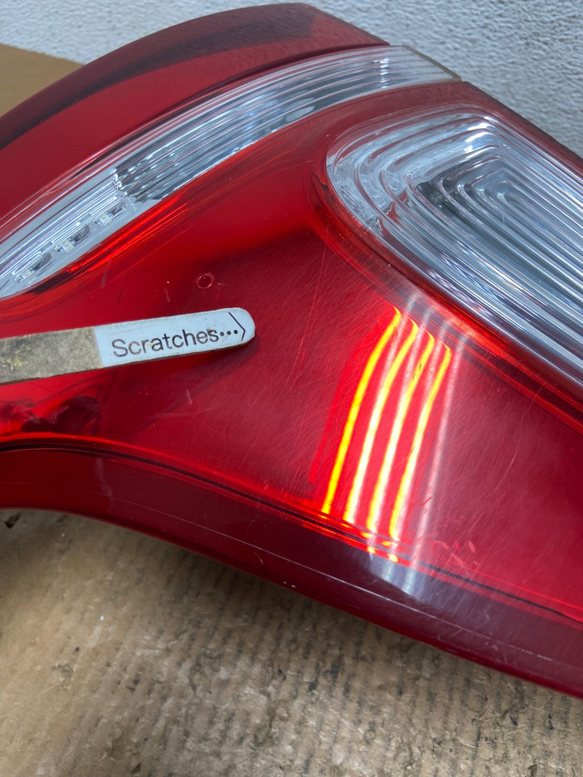 2011 2012 2013 2014 2015 Ford Explorer Left Driver LH Side Tail light AE2700 LK3