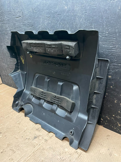 2005 to 2007 Honda Odyssey Black Engine Cover OEM Z5982 DG7