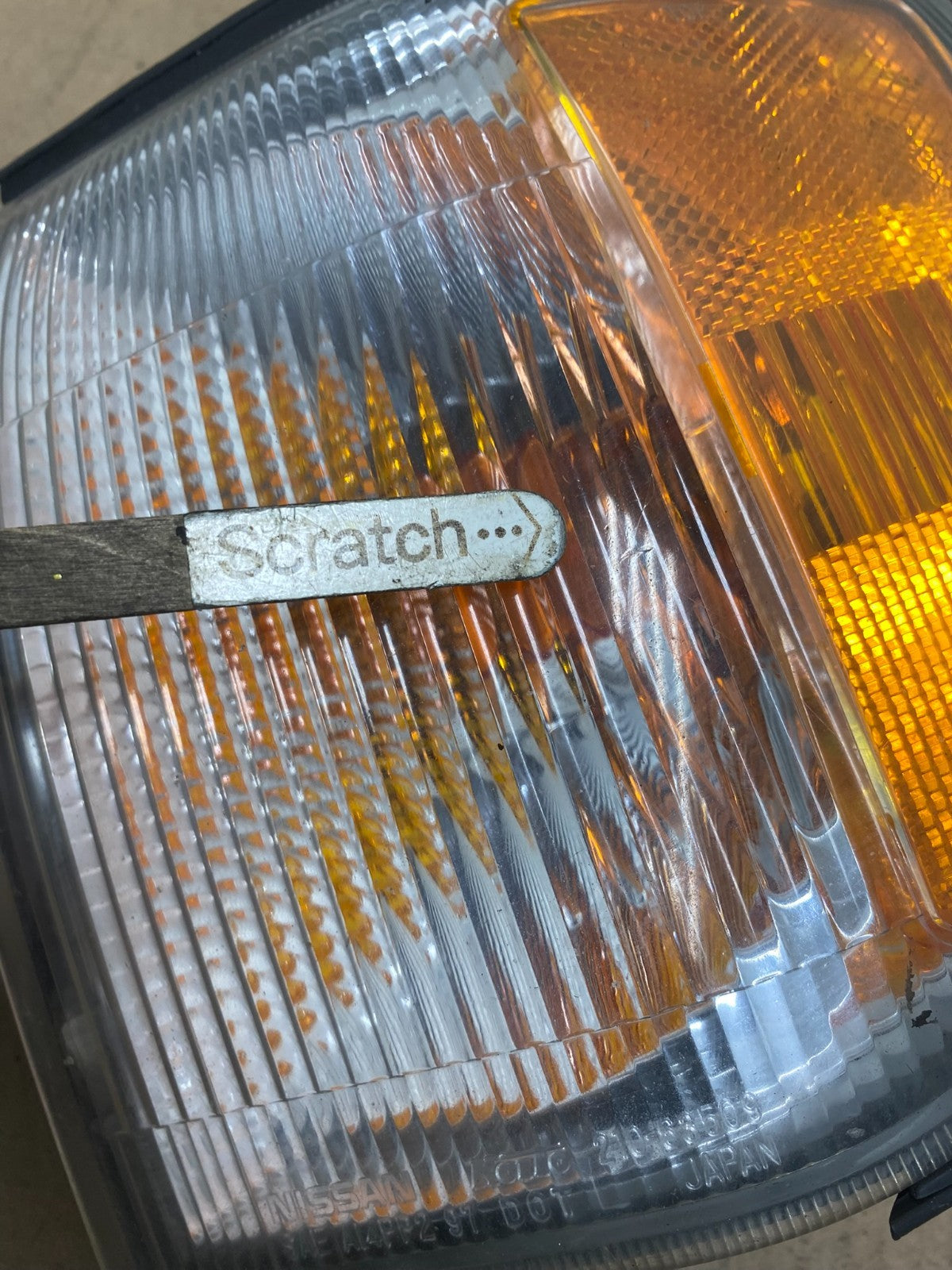1999 - 2004 Nissan Pathfinder Front Left Driver Turn Signal Oem S3840 DW3