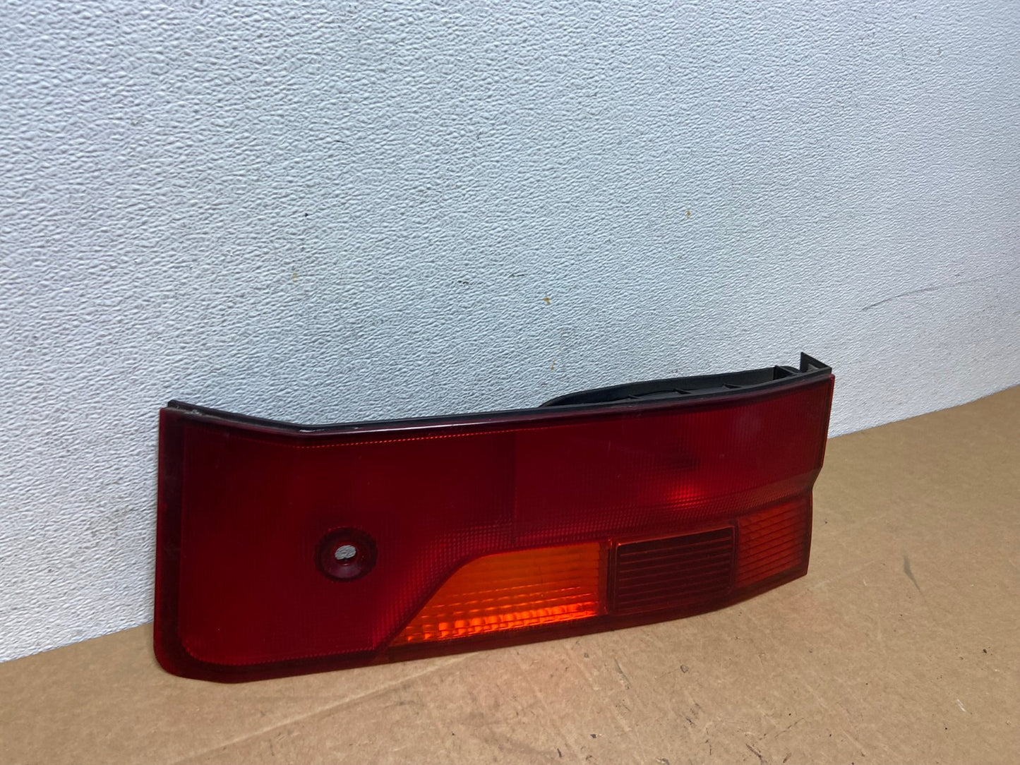 1999 2000 2001 Honda Odyssey Right Passenger RH Tail Light Inner AD6339 LK2