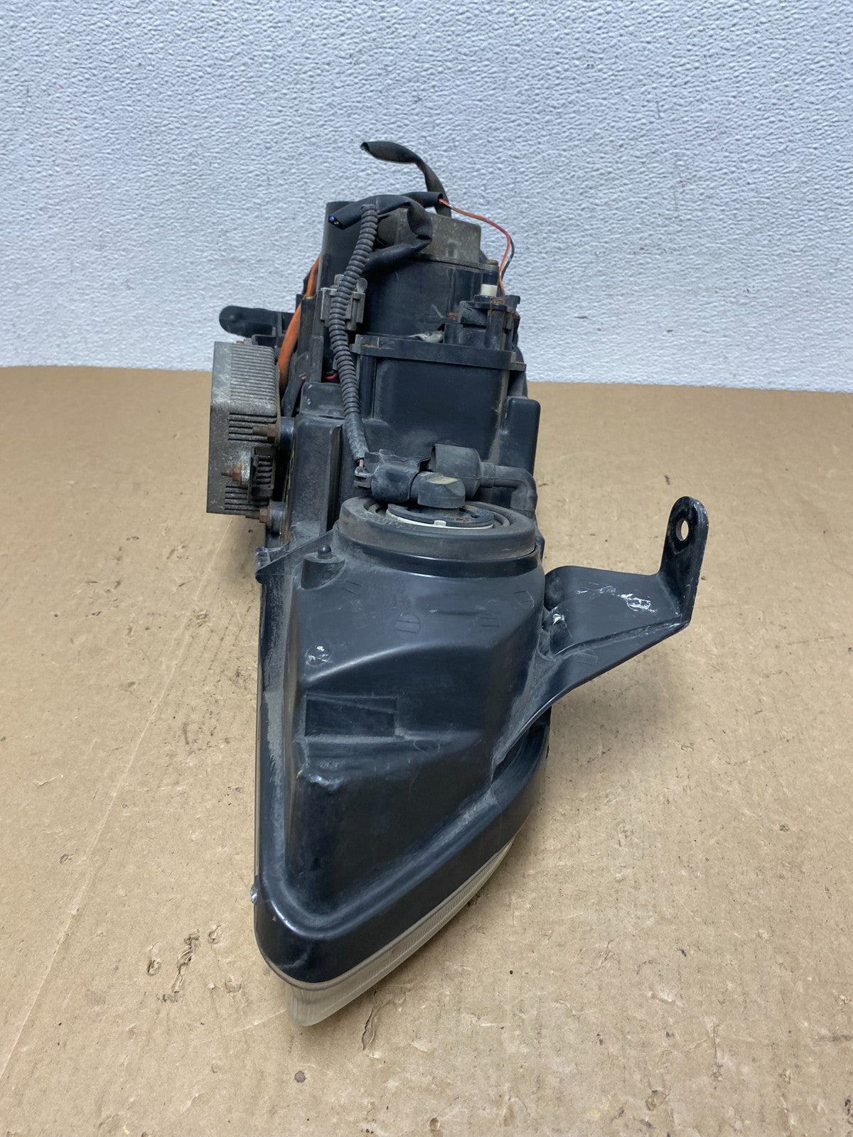 2000 to 2001 Infiniti I30 Left Driver LH Side Headlight Xenon AC5865 DW6