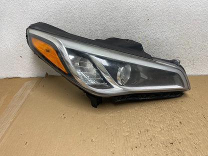 2015-2017 Hyundai Sonata Right Passenger RH Side Halogen Headlight AH2837 DW0