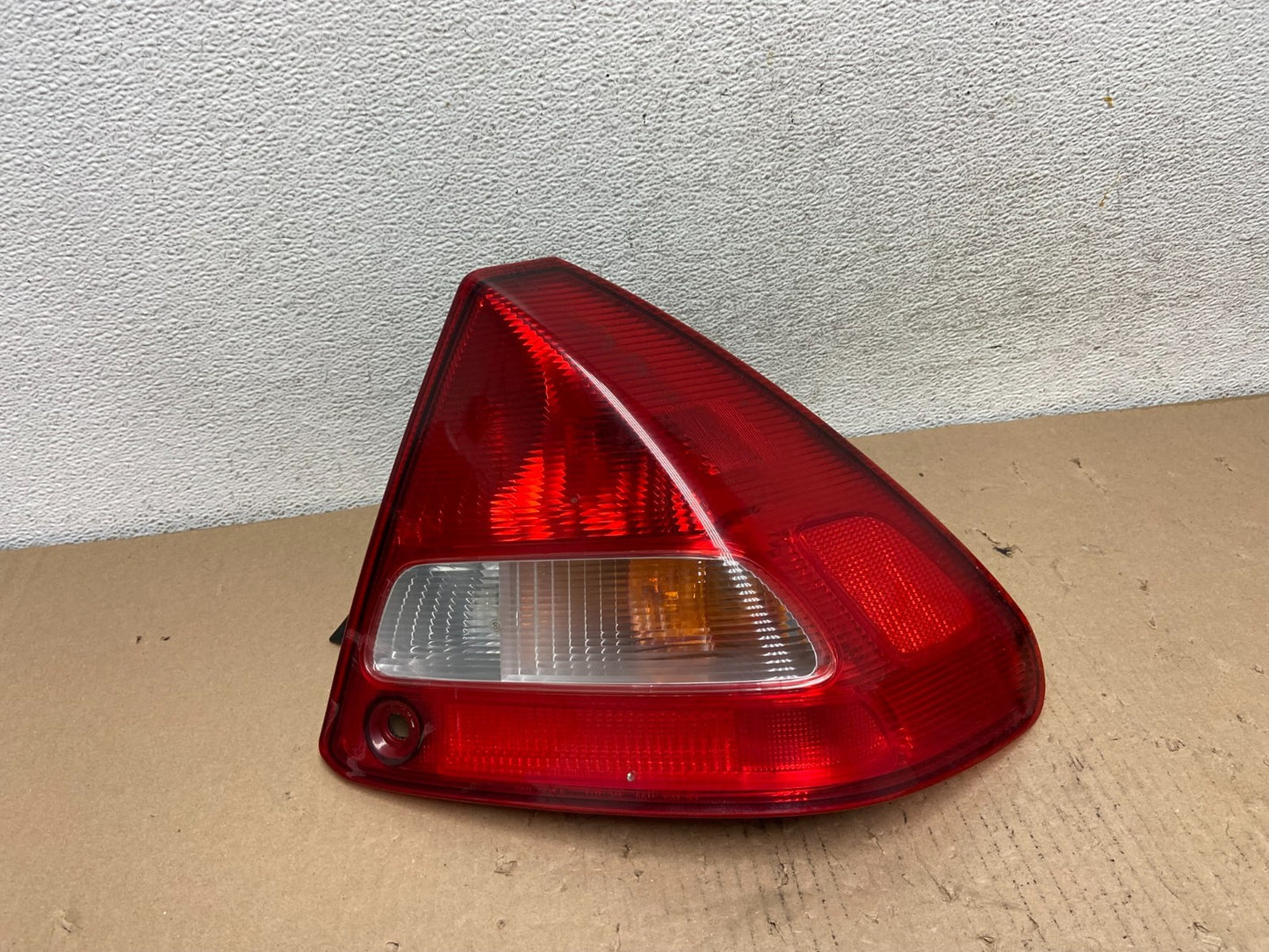 2000-2006 Honda Insight Right Passenger RH Side Tail Light AF3180 DW0