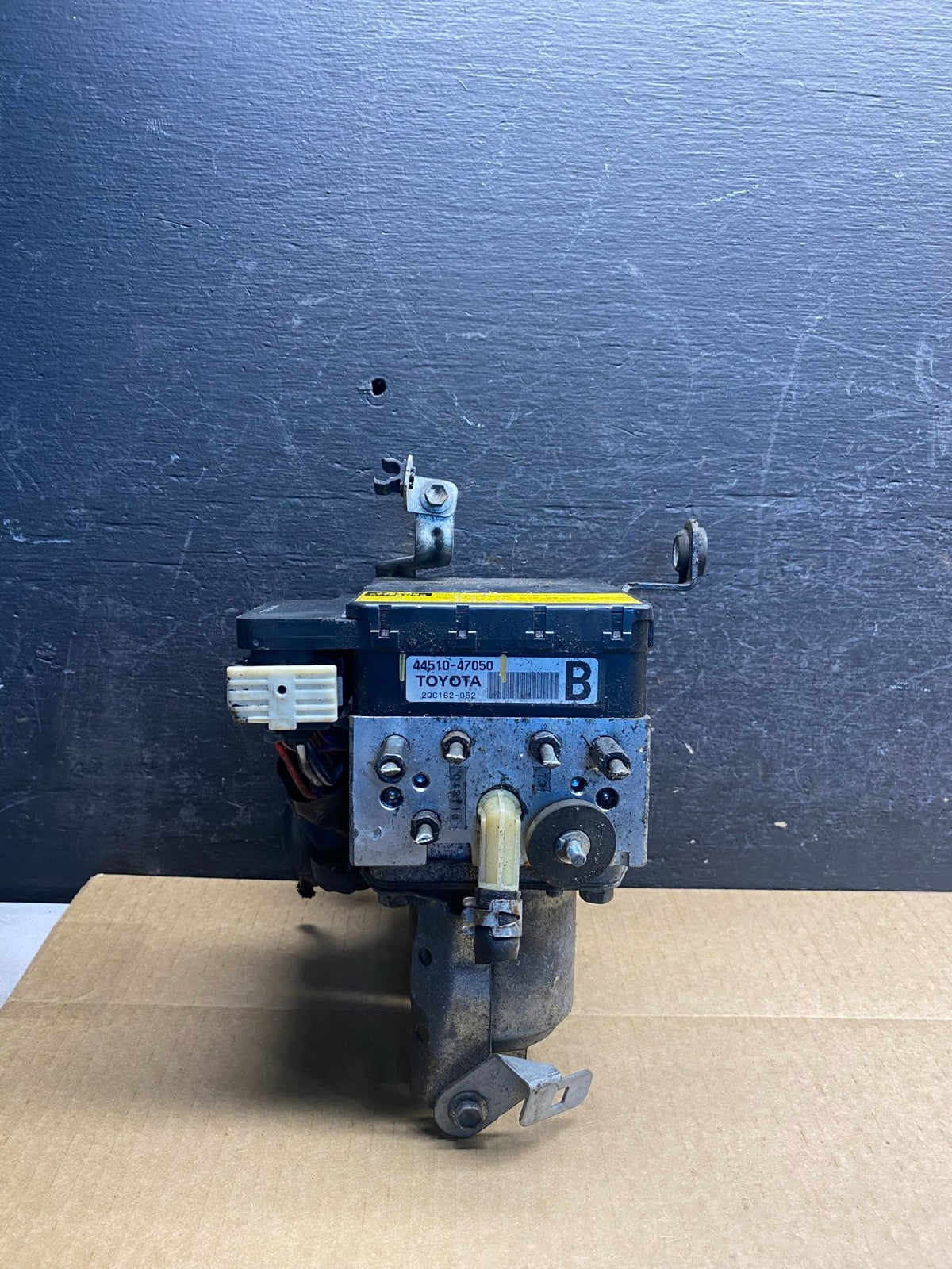 2004 - 2009 Toyota Prius ABS Brake Pump Anti Lock Module AG7237 DG1