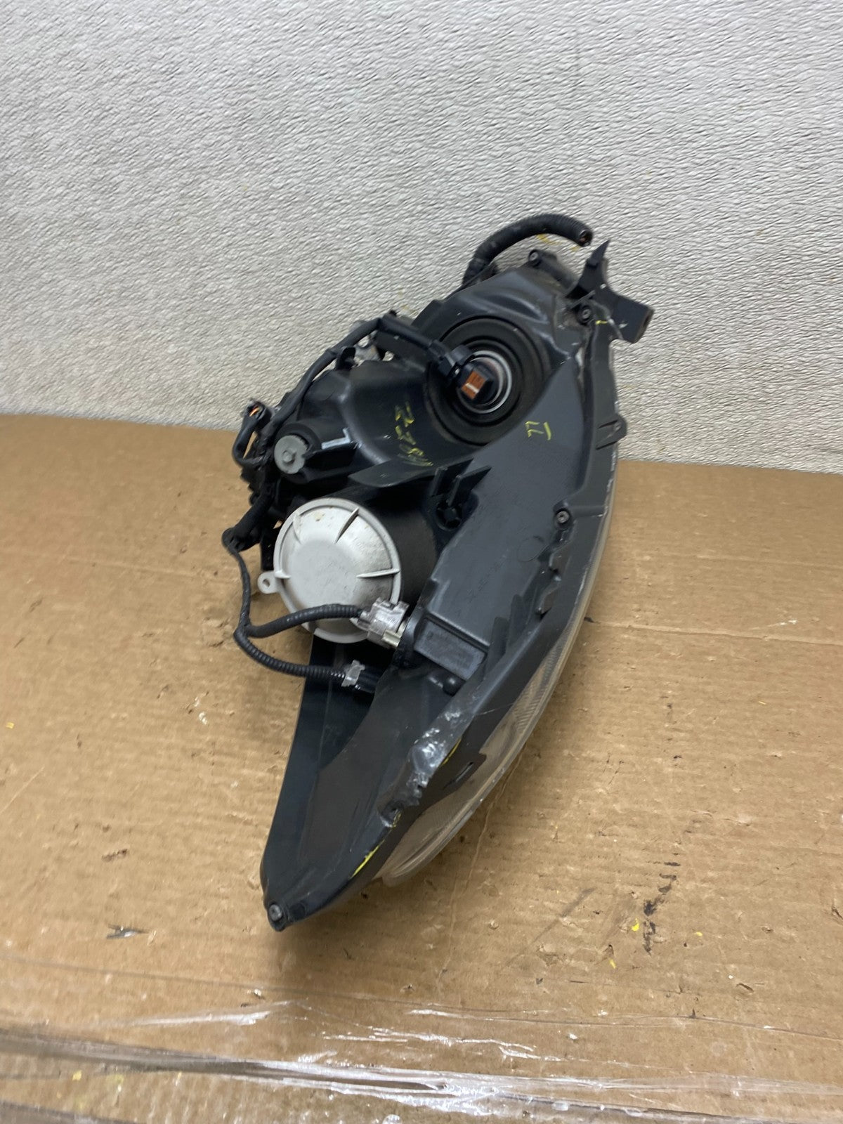 Coupe 2010 to 2013 Nissan Altima Right Passenger Headlight Xenon Oem Z2841 DW9