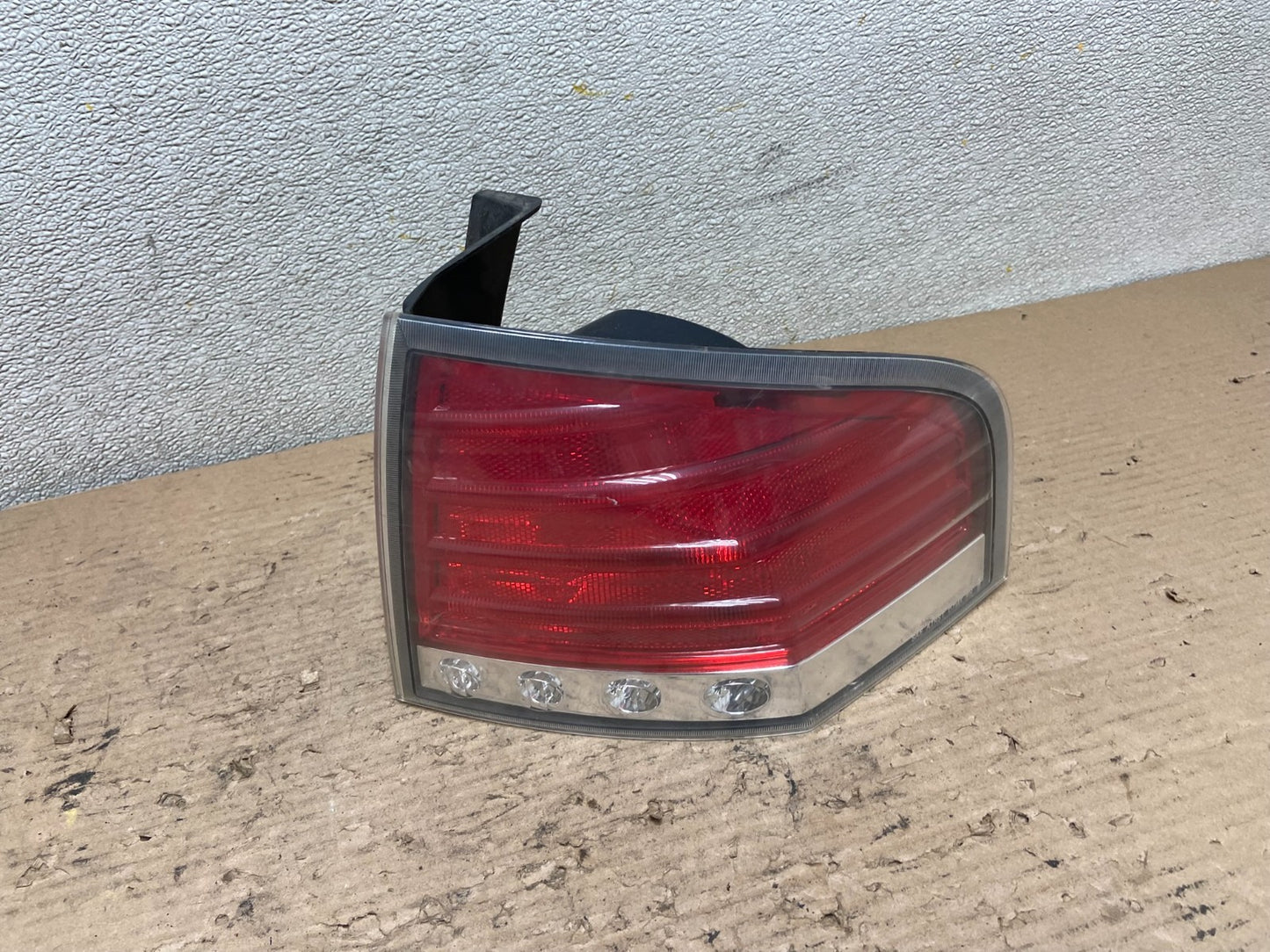 2007 2008 2009 2010 Lincoln Mkx Right Passenger Rh Side Tail Light Oem AA9781 LK0