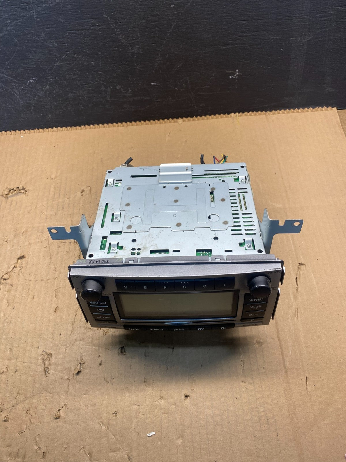 2010 to 2012 Hyundai Santa Fe AM/FM Radio CD Player AC7931 DG4