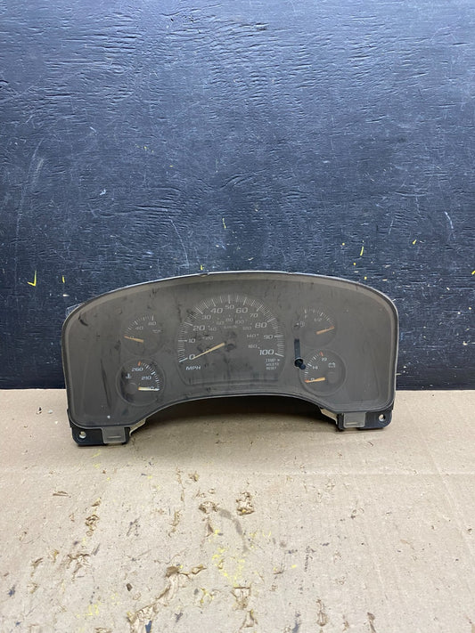 2003 to 2007 Chevrolet Express Speedometer Cluster Gauge 25755008 U5581 PS0