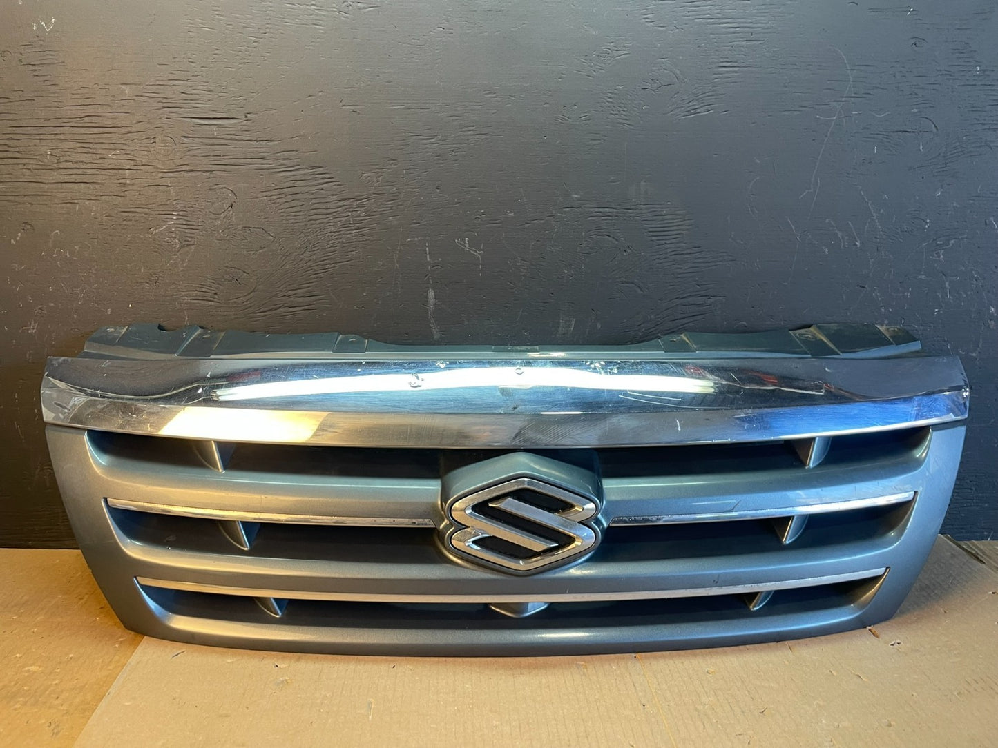 2004-2006 Suzuki XL-7 XL7 Grand Vitara Front Upper Grill Grille Oem AB7896 DG0