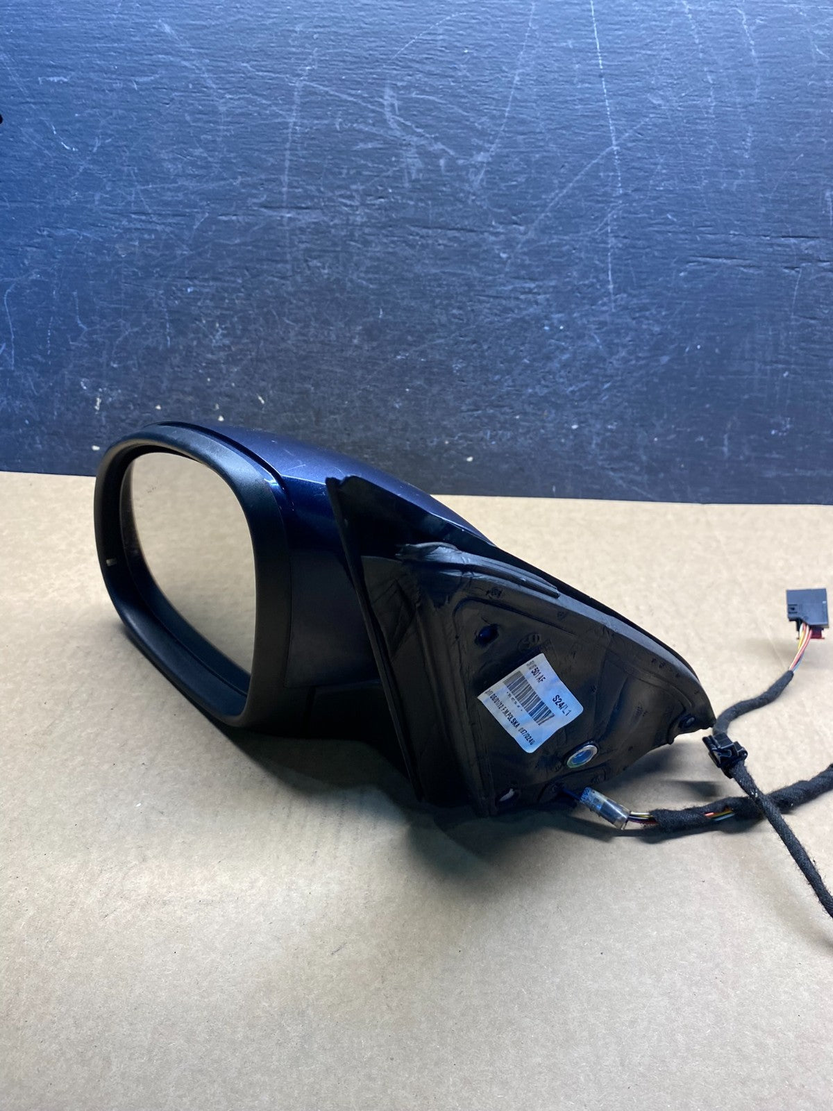 2009 to 2018 Volkswagen Tiguan Left Driver LH View Door Mirror AG7169 DW11