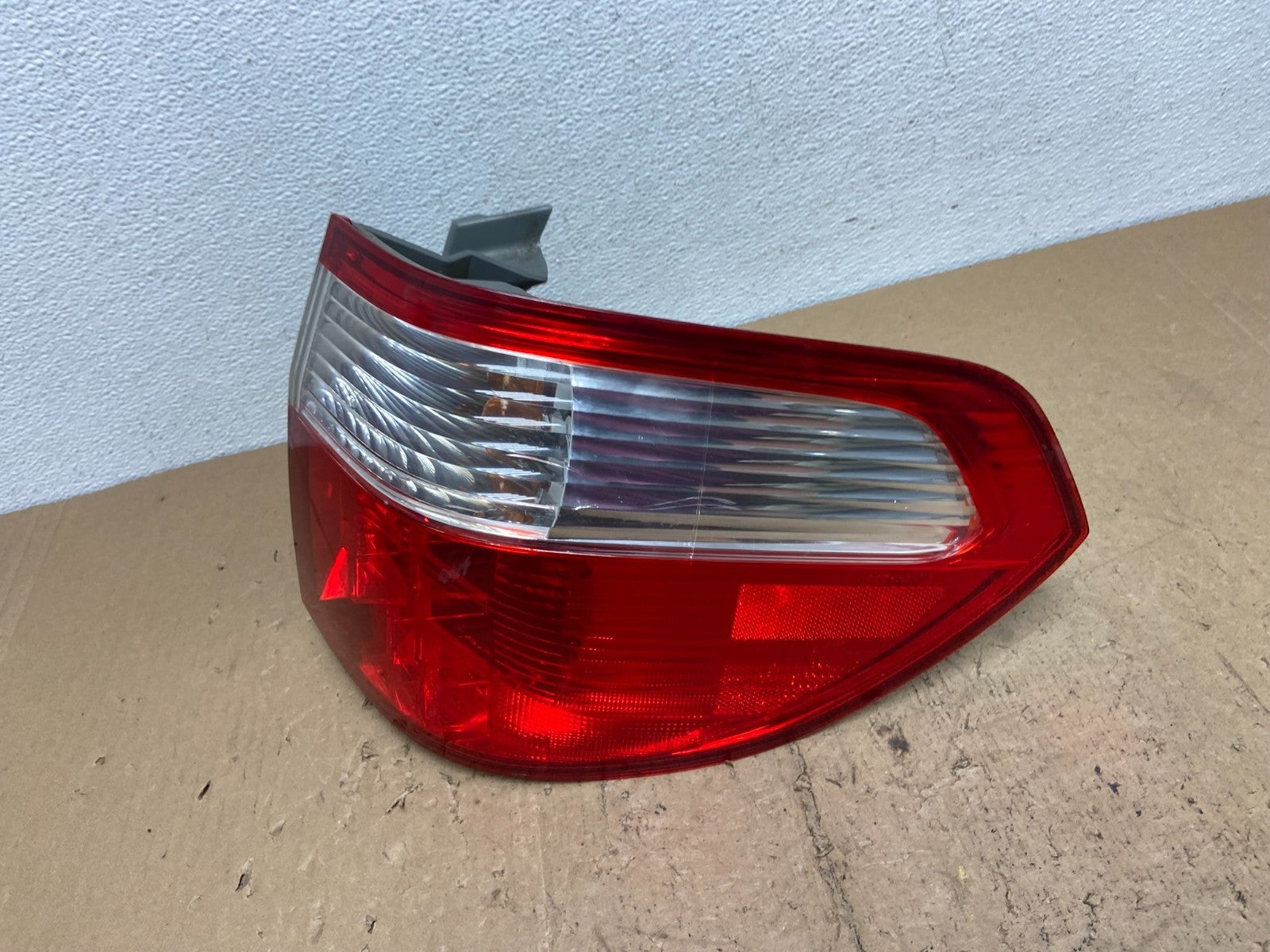 2005 2006 2007 Honda Odyssey Right Passenger RH Side Tail Light AC7413 DW1