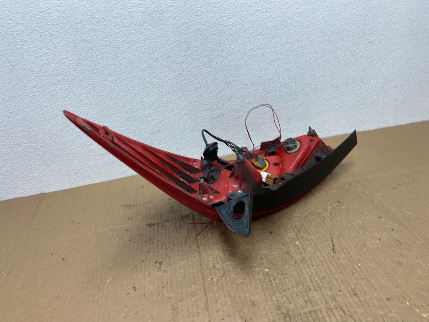 2007 - 2012 Nissan Versa Hatchback Left Driver Side Lh Tail Light AB8477 DW4