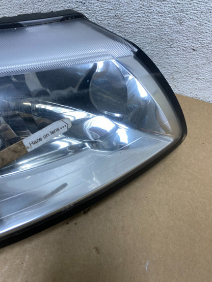 1999 to 2004 Ford Mustang Right Passenger RH Side Headlight AF9950 DW4