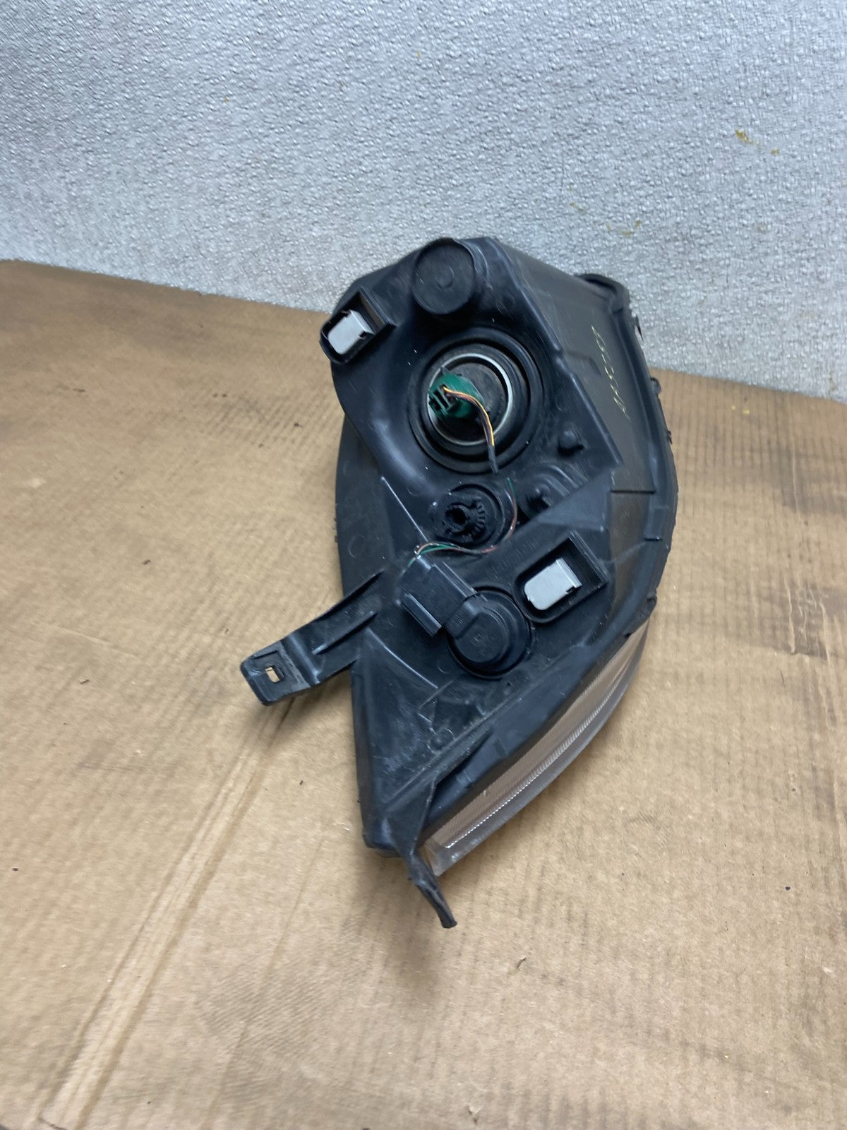 2006-2007 Mitsubishi Eclipse Left Driver LH Side Halogen Headlight AA5283 DW8