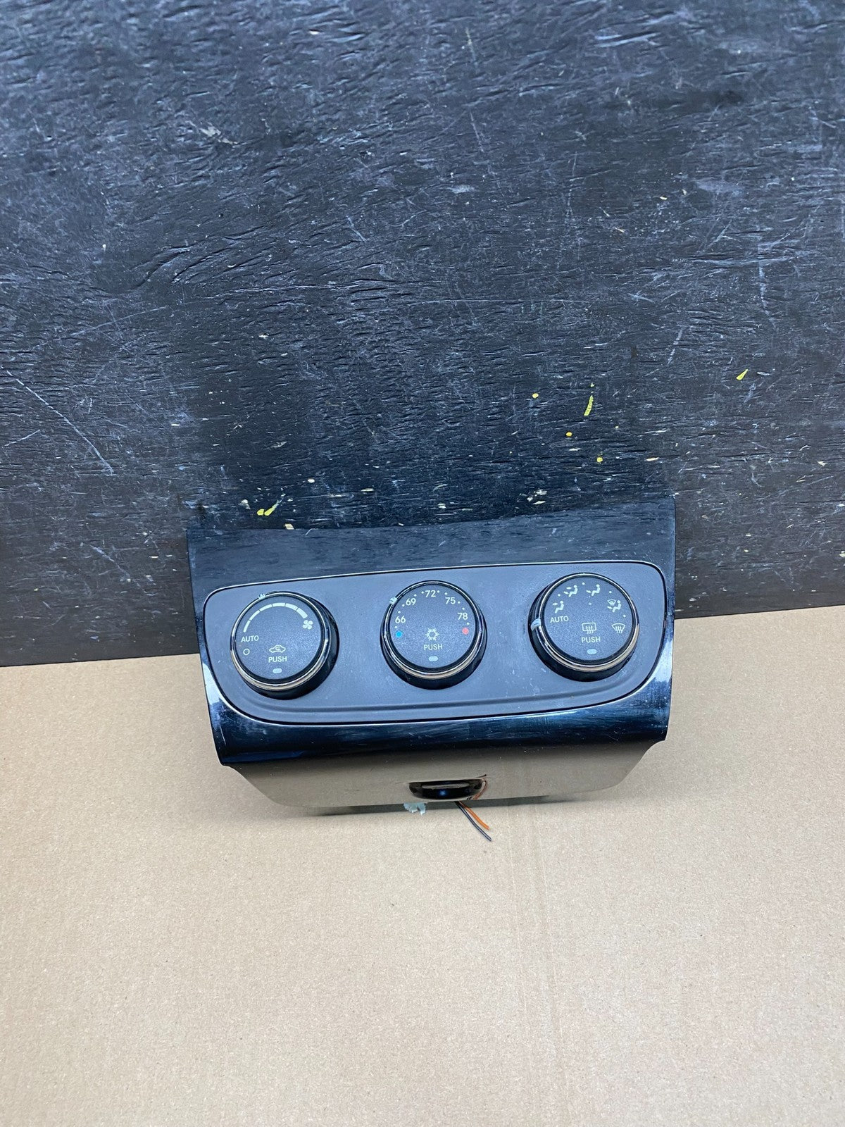 2011-2014 Chrysler 200 Heater AC Climate Switch Temperature Control T1235 DG0