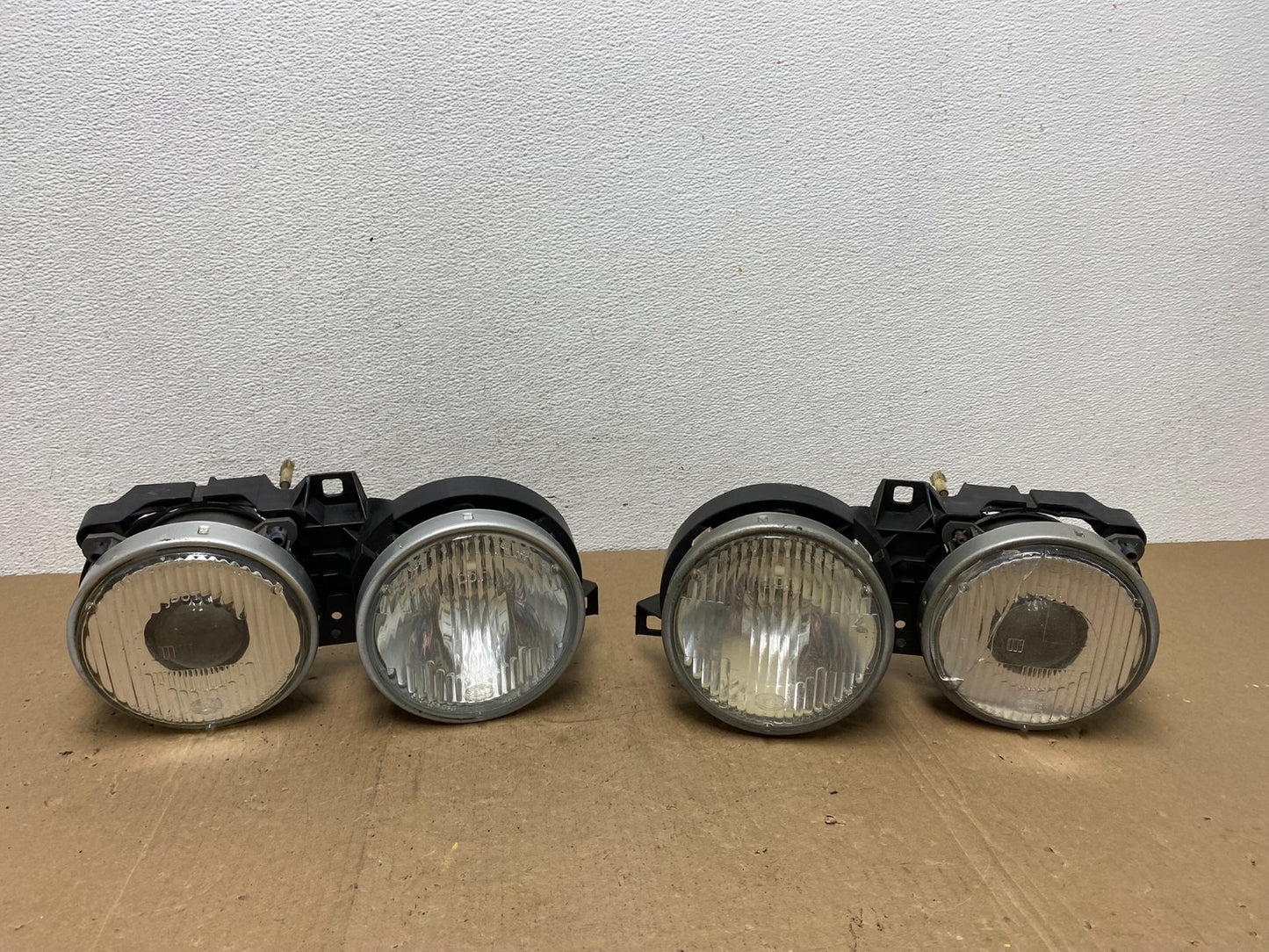 1984- to 1991 BMW 3 E30 Left+Right Set Headlights Projector Halogen AC5792 DG0