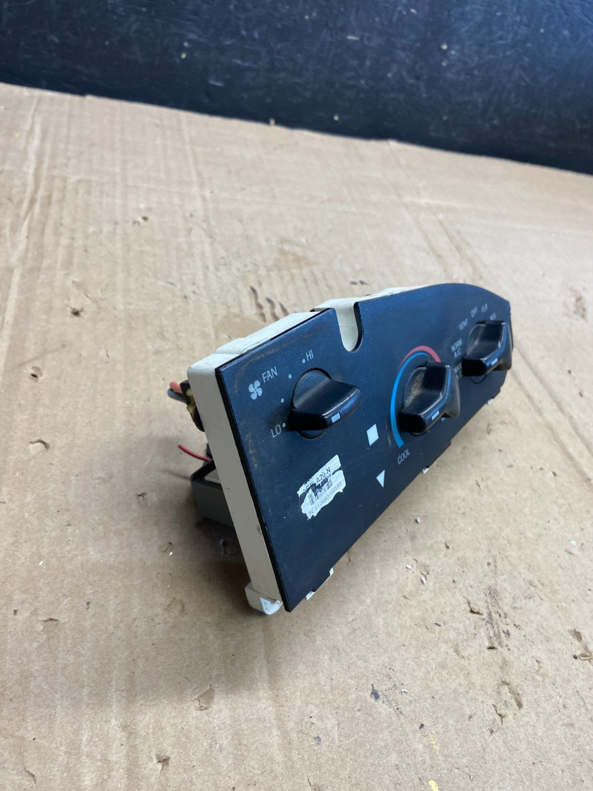 1997-2014 Ford Van Econoline E150 E250 Heater Climate Fan Control AD7207 DG2