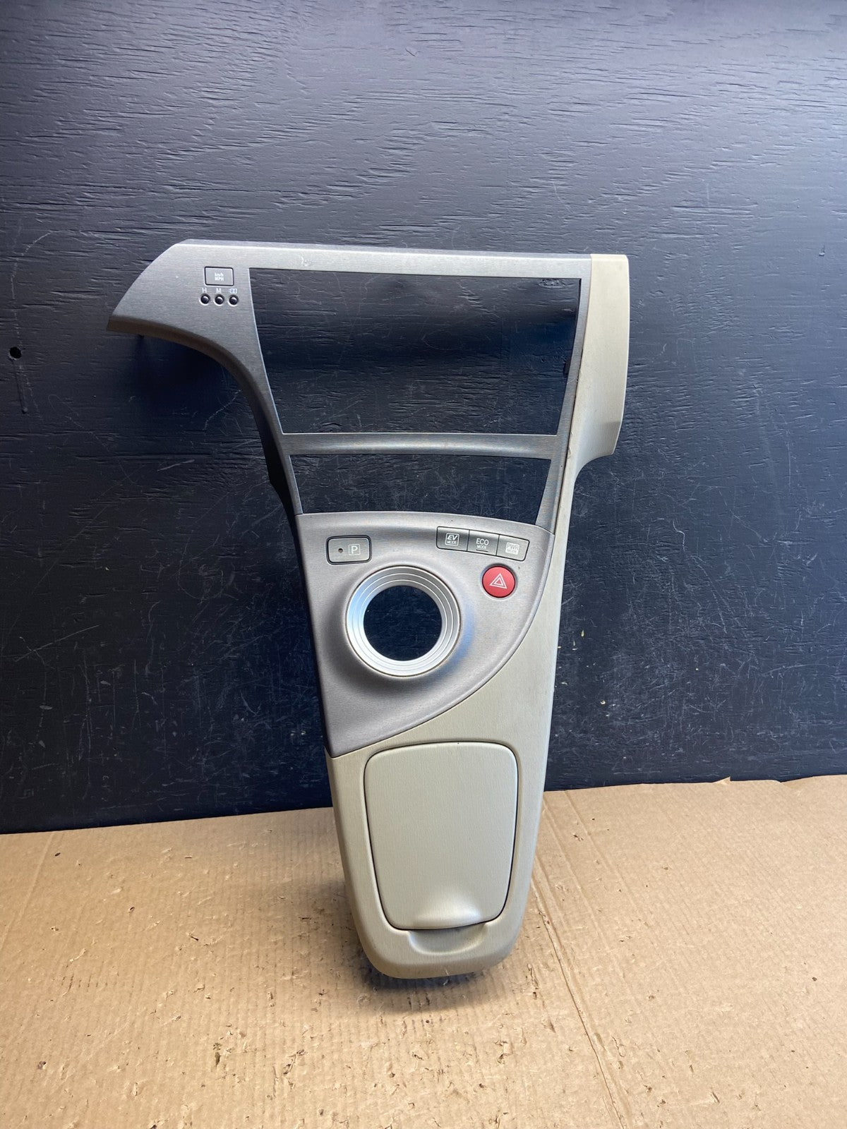 2010 to 2015 Toyota Prius 1.8L Gear Shifter Trim Panel Cover Bezel AE4159 DG0