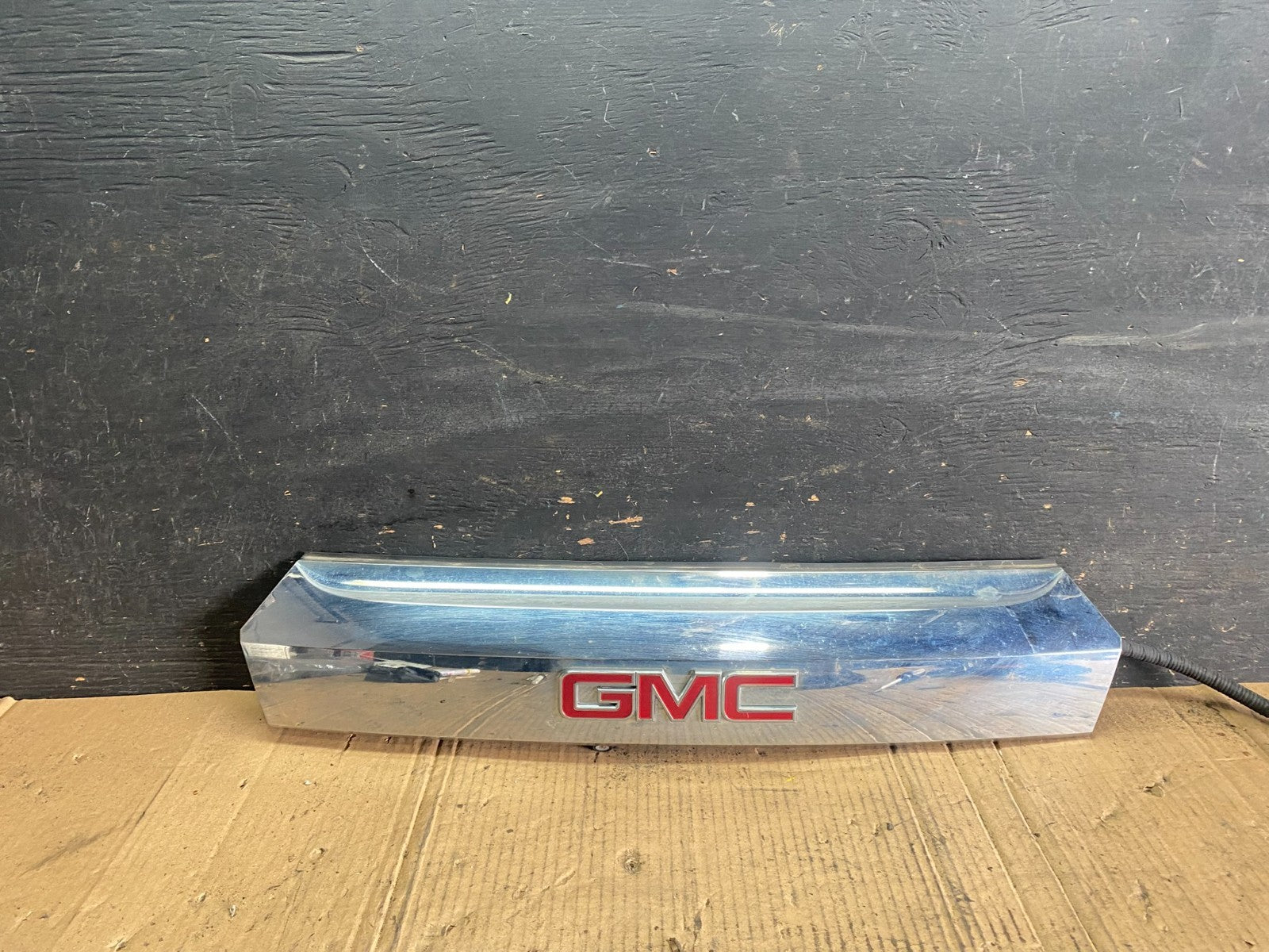 2010-2015 Gmc Terrain Lift Gate Handle Trim Back Up Camera Chrome Panel S6025 DG0