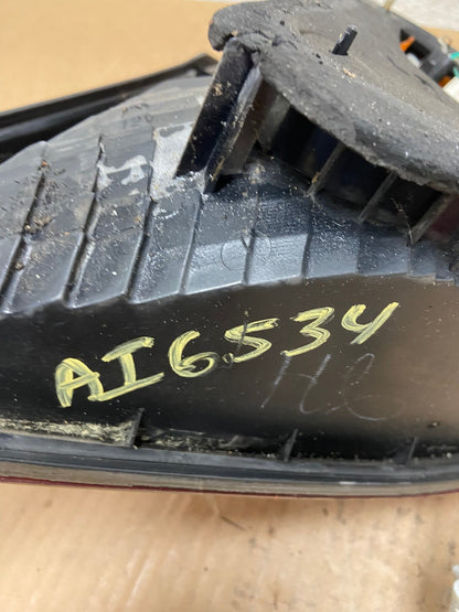 2002 2003 2004 Toyota Camry Left Driver LH Side Tail Light AI6534 LK7