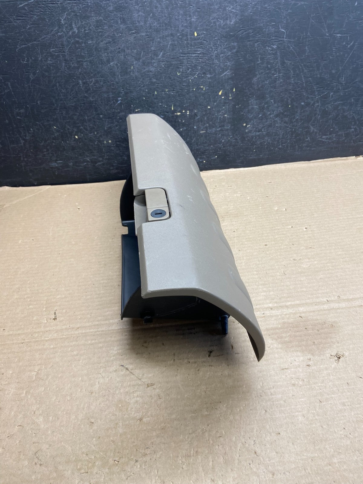 2008 to 2012 Nissan Xterra Front Right Passenger Storage Glove Box AH1595 DG1