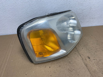 2002 to 2009 Gmc Envoy Right Passenger RH Side Headlight Halogen AC6078 DW2